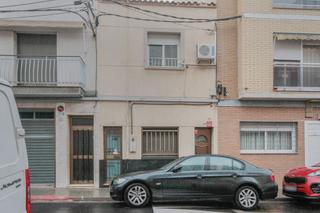 Pis  C/ del girones. Solvia inmobiliaria  piso sabadell
