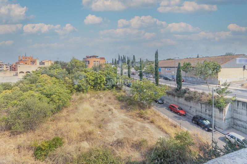 Foto ae6d8ba8-b075-4da8-befa-994fa3644ff2. Pis a Barbastro