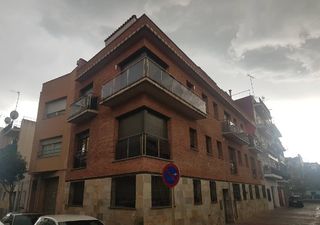 Etagenwohnung  C/ lleida. Solvia inmobiliaria  piso canovelles