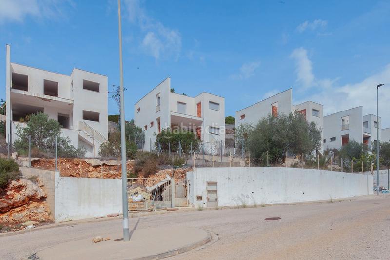 Foto b4df5457-30bb-4a23-bf7d-a95916da7c74. Chalet solvia inmobiliaria chalet independiente en Montroy