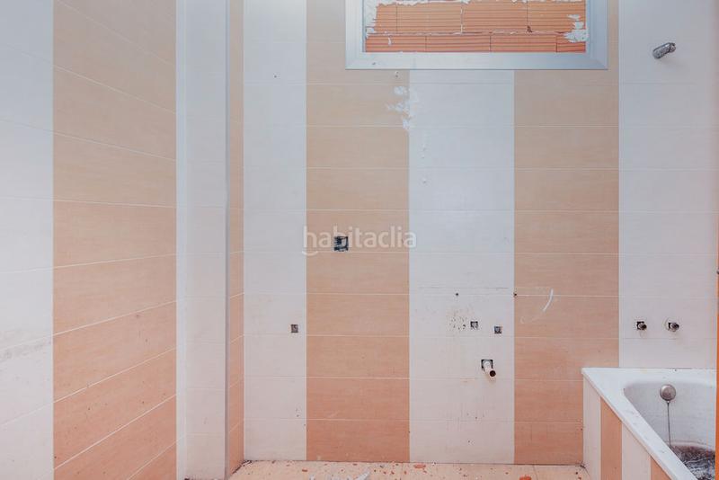 Foto baa109f7-dc8c-4292-8ed4-dfe3595b2413. Chalet solvia inmobiliaria chalet independiente en Montroy
