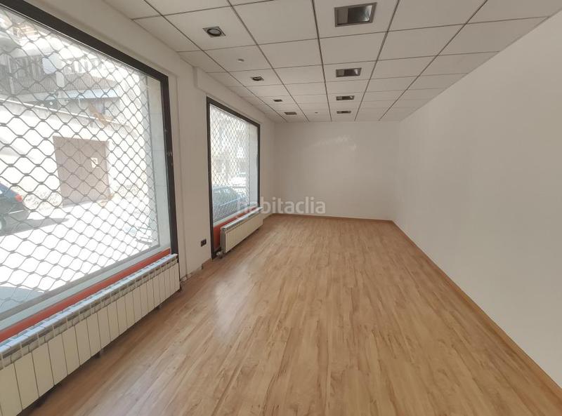 Foto 47be06df-4369-47f7-af3d-f4f6068f43eb. Local commercial dans Centelles