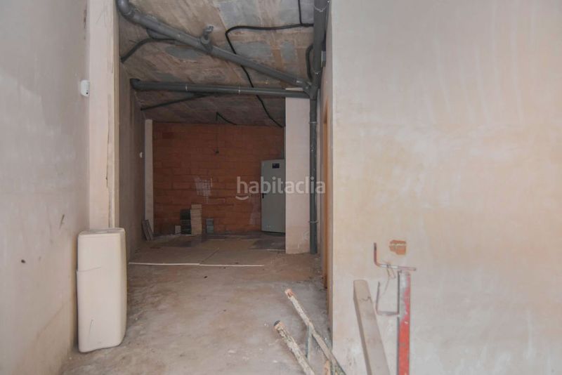 Foto ae14e0b3-e9b1-4c99-8f6e-49e5c1d6b4fd. Local comercial a Malgrat de Mar
