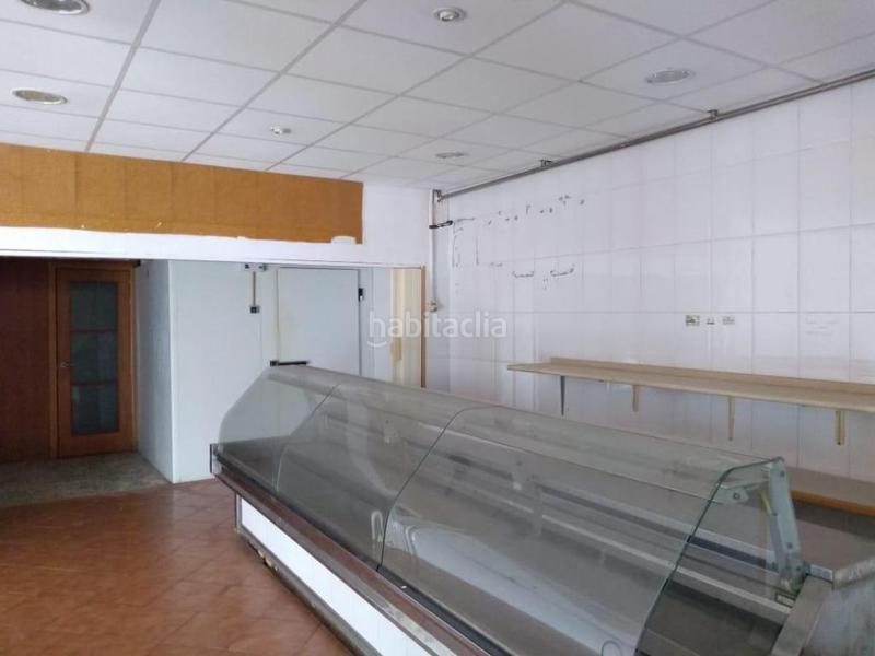Foto 1469b9b2-7243-4fe9-a187-eee6d0c9ed04. Local comercial solvia inmobiliaria locales en Campclar Tarragona
