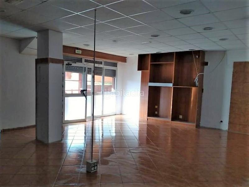 Foto 7eebdcf3-bdaf-4f08-84fa-4c1ea8616415. Local comercial solvia inmobiliaria locales en Campclar Tarragona