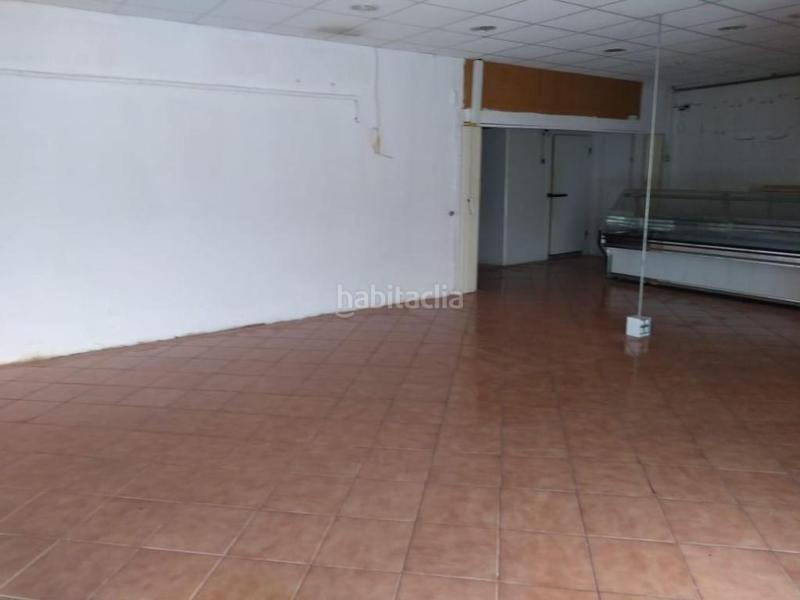 Foto ebf02a90-a656-403d-bf43-840211033404. Local comercial solvia inmobiliaria locales en Campclar Tarragona