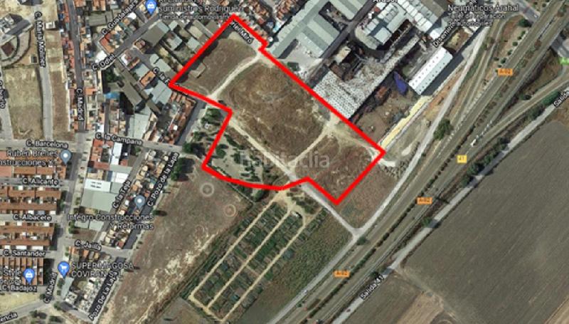 Foto 0dde2e86-4df3-4839-891a-e84dc4bf5d4b. Finca rústica solvia inmobiliaria suelo urbano no consolidado en Arahal