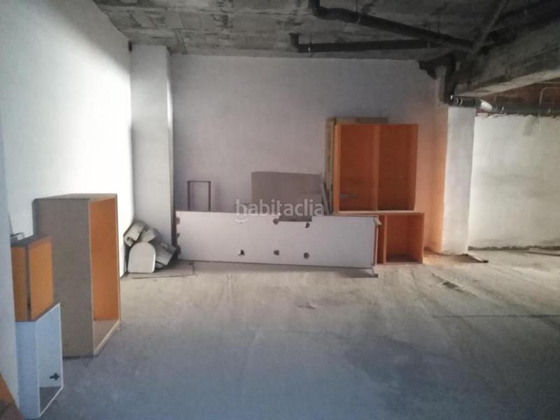 Foto 3966d85d-9cf2-4555-821b-88b056f07b7c. Local comercial a Eixample Nord Girona