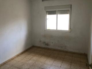 Etagenwohnung  Jose maria pereda. Solvia inmobiliaria  piso linares