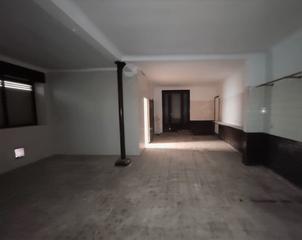 Business premise  Guixaro. Solvia inmobiliaria  locales casserres