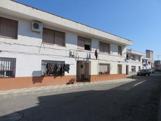 Appartement  C/ granada. Solvia inmobiliaria  piso fuente vaqueros