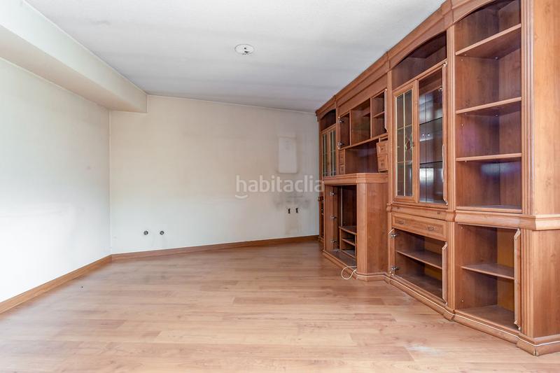 Foto a42b20e1-8d22-42fe-bfc9-7d96723f9a9b. Pis amb aparcament a Pastrana