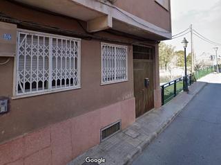 Local Comercial  Av puente. Solvia inmobiliaria  locales blanca