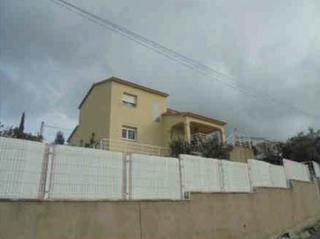 Chalet  Av santa maría de montserrat. Solvia inmobiliaria  chalet independiente segur de calafell