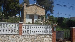 Xalet  C/ corts catalanes. Solvia inmobiliaria  casa torre de claramunt la