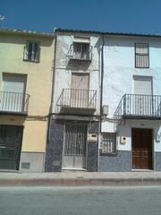 Chalet  C/ dolores escobedo - triana. Solvia inmobiliaria  chalet independiente martos