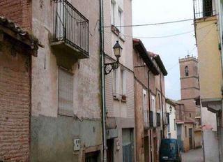 Chalet  C/ la plaza. Solvia inmobiliaria  chalet independiente arenzana de abajo