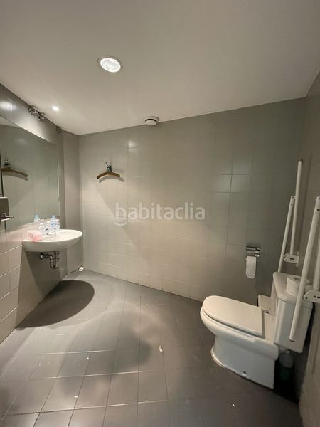 Foto b5045003-5d90-4b0b-99cc-4227d1fd6ff5. Local comercial a Centro Córdoba