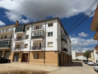 Etagenwohnung  C/ calatañador. Solvia inmobiliaria  piso almazán