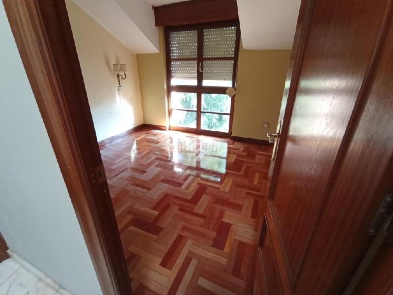 Foto c35b5c7b-4021-403b-80a3-4e8d7922d5e3. Chalet solvia inmobiliaria chalet independiente en Siero