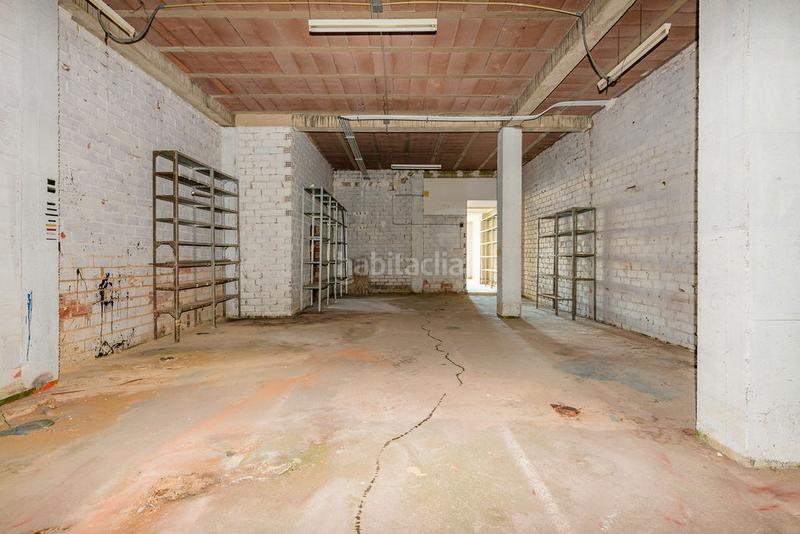 Foto 4a644289-9f13-478a-bb78-540c9ba14938. Local comercial a Avenida Alemania-Italia Villarreal / Vila - real