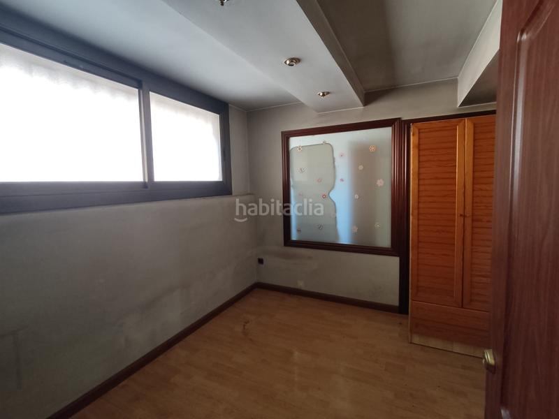 Foto a6cdaebc-cd6c-4f54-a4cd-511b79bfe388. Local comercial solvia inmobiliaria locales en Centre Sant Boi de Llobregat