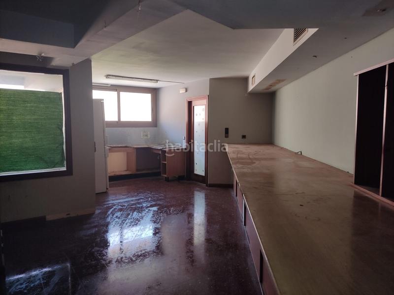 Foto c821b38c-511a-4eb7-83a2-ea231a6535f4. Local comercial solvia inmobiliaria locales en Centre Sant Boi de Llobregat