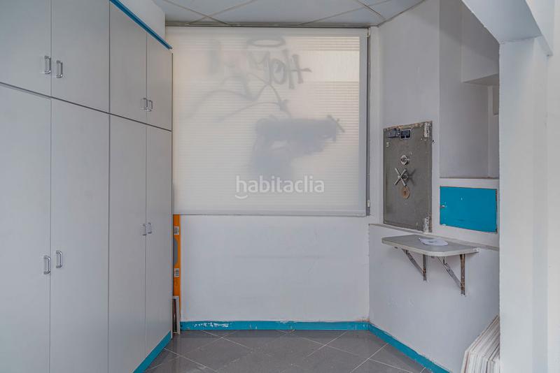 Foto dfc84cd0-f3c5-4ef4-b1f4-79e38818b100. Alquiler local comercial solvia inmobiliaria locales en Zaragoza