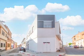 Lloguer Local Comercial  C/ goya. Solvia inmobiliaria  locales torres de berrellén