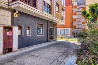 Local Comercial a Av Cantabria