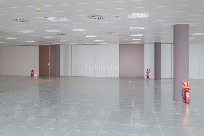 Foto 69e9efe0-e3ba-4935-8af6-7bc6d11804ee. Office space in Garrapinillos Zaragoza