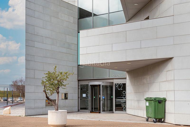 Foto eade0235-85eb-4baa-b976-733ade63b62a. Office space in Garrapinillos Zaragoza
