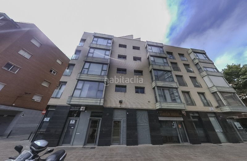 Foto 4a787192-759a-463b-9035-b833e421f1cb. Aparcament cotxe a El Clot Barcelona