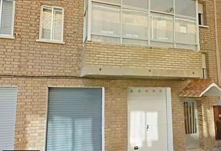 Apartament  Cl vicente alegre. Solvia inmobiliaria  apartamento escucha