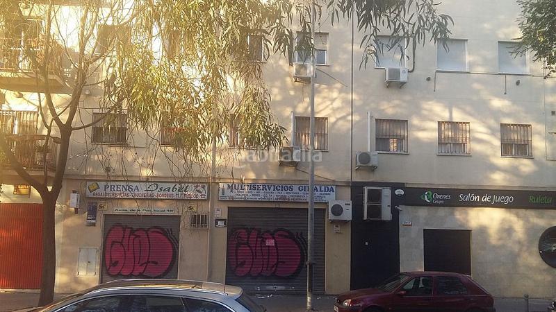 Foto de1f83a7-9f41-4c21-8c7c-6bde843ab412. Local comercial solvia inmobiliaria locales en El Plantinar - Avda. La Paz - El Juncal Sevilla