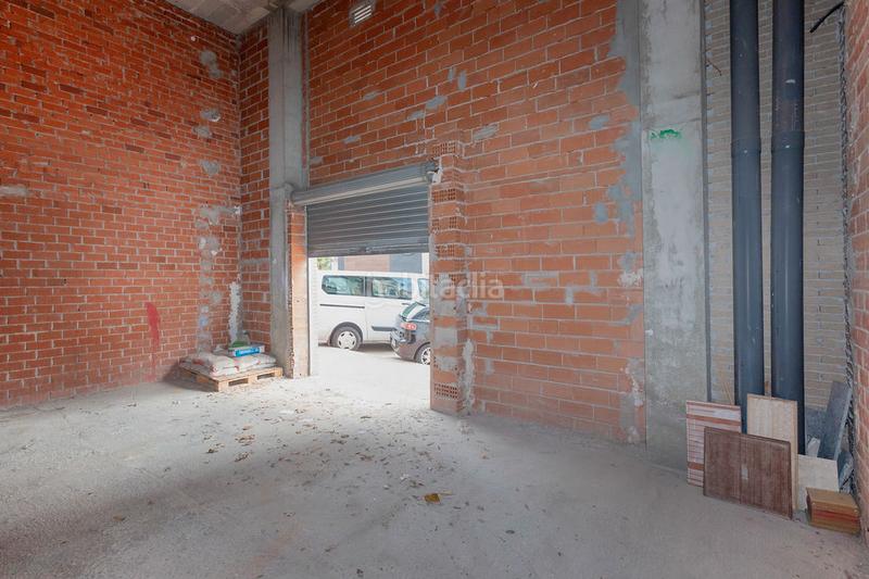 Foto cad43782-55bf-484b-a211-06b9c2799436. Local comercial a Vall d´Uixó (la)