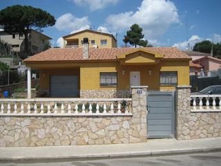 Xalet  Cl pio baroja. Solvia inmobiliaria  chalet independiente tordera