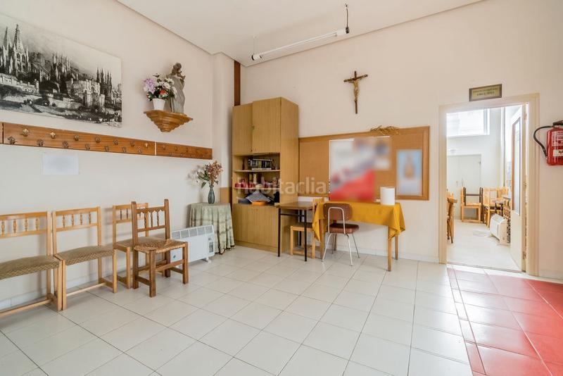 Foto 99b54757-c988-4205-8154-37d22cd8684f. Locale commerciale in Los Vadillos - R. Sanitaria - Pozanos Burgos