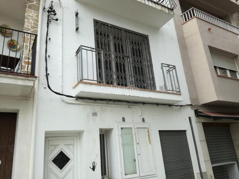 Foto 5562a227-6bf8-4465-af85-c052082a8bf8. Local comercial a l´Estartit poble Estartit