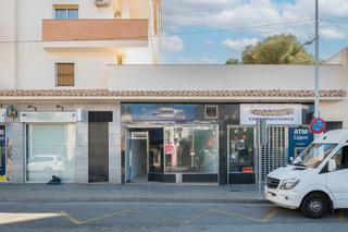 Local Comercial  Av del mar. Solvia inmobiliaria  locales benalmádena