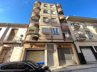 Pis  Corredera. Solvia inmobiliaria  piso yecla