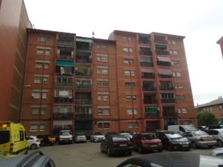 Local commercial  C/ glories catalanes. Solvia inmobiliaria  locales terrassa