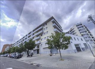Appartement  Vint-i-dos de juliol. Solvia inmobiliaria  piso terrassa
