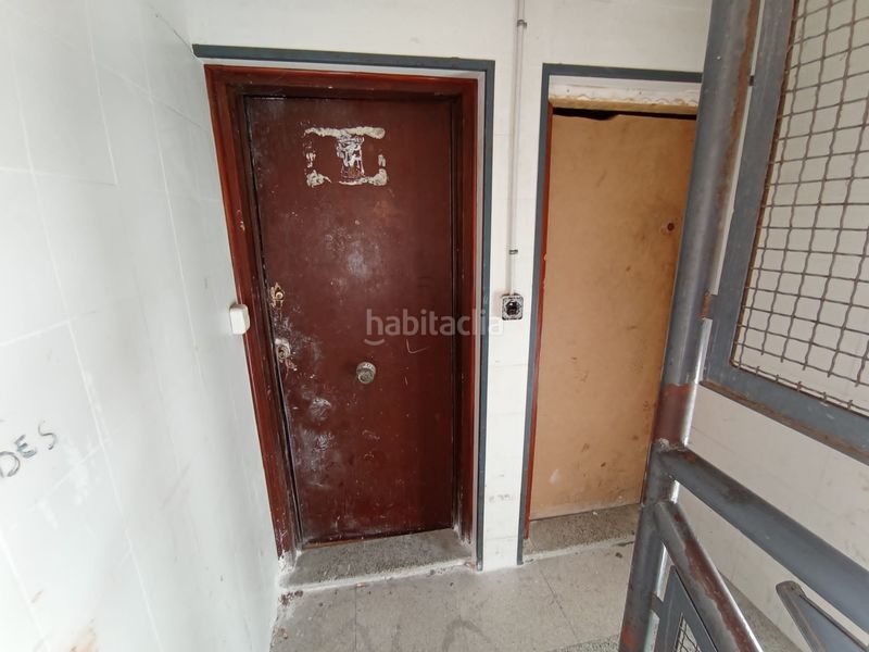 Foto b5a9ee46-a03d-443b-97bc-d6a87fc166e4. Pis a Sant Roc Badalona