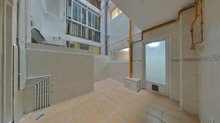 Pis  Pere de fizes. Solvia inmobiliaria  piso terrassa