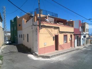 Casa aparellada  Palafox. Solvia inmobiliaria  chalet adosado telde