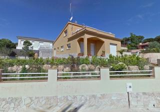 Xalet  Neptu. Solvia inmobiliaria  chalet independiente vidreres