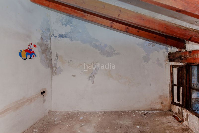 Foto 4f51651e-4281-4fa8-a7db-da8e0e4ac63a. Edifici a Sellent