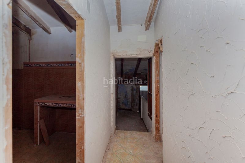 Foto c1ec3f3b-a0df-4721-9fe2-3588602be01b. Edifici a Sellent