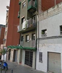 Flat  C/ hipólito lázaro. Solvia inmobiliaria  piso badalona